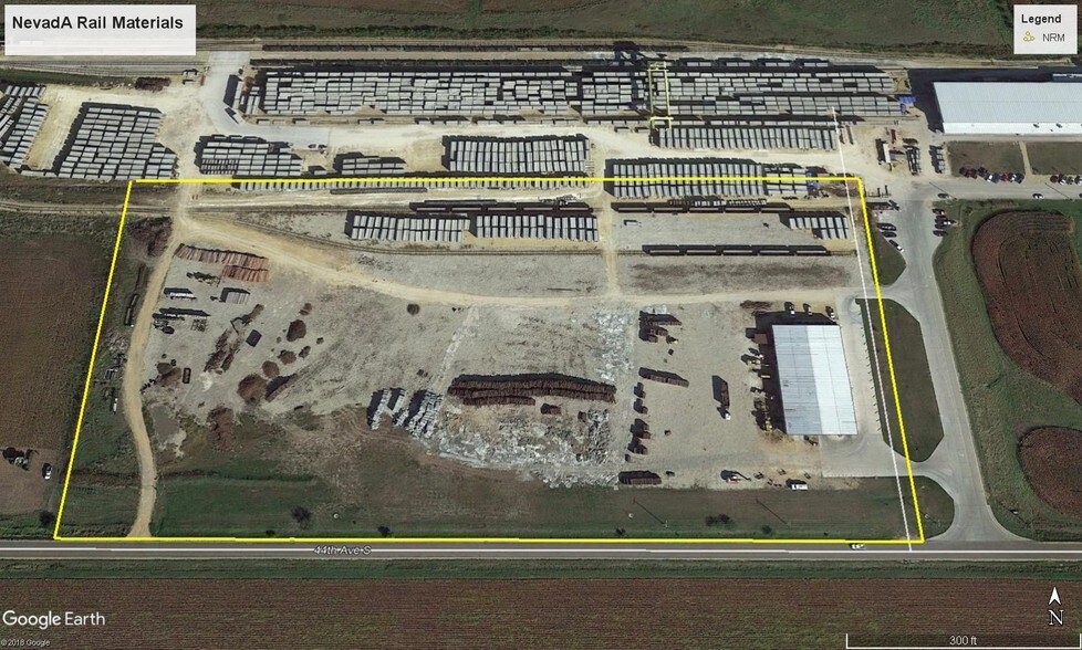 More Photos Of 4350 S 59th St, Clinton Warehouse For Lease