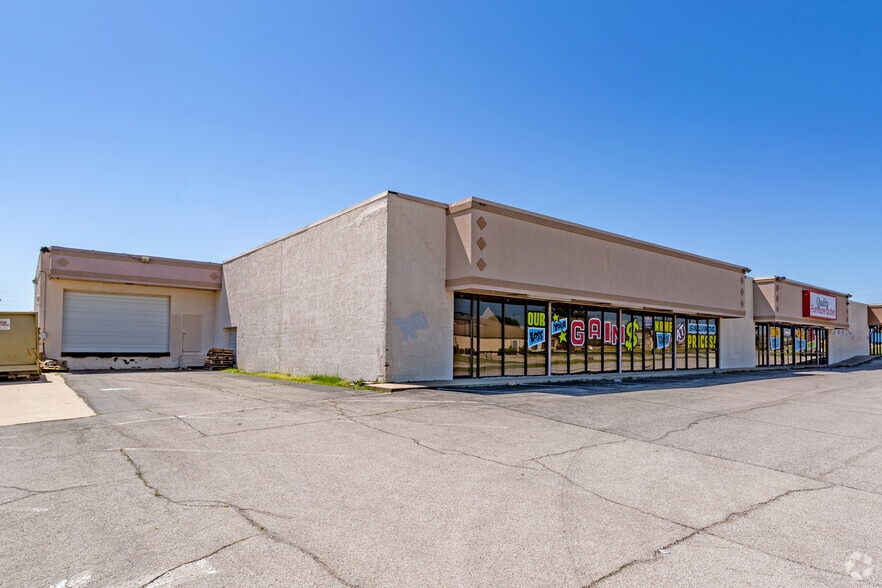 More Photos Of 7309 S Memorial Dr, Tulsa Freestanding For Sale