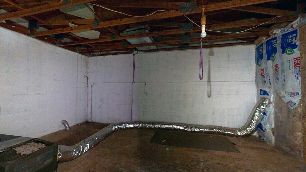 More Photos Of 461 Forrest Ave, Cocoa Warehouse For Lease