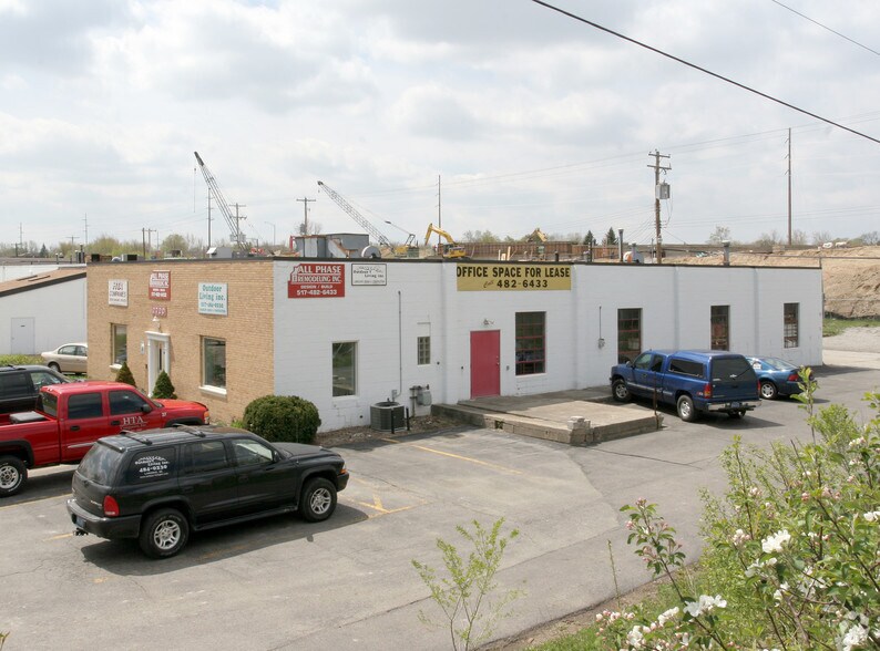 More Photos Of 2720 Alpha Access St, Lansing Warehouse For Lease