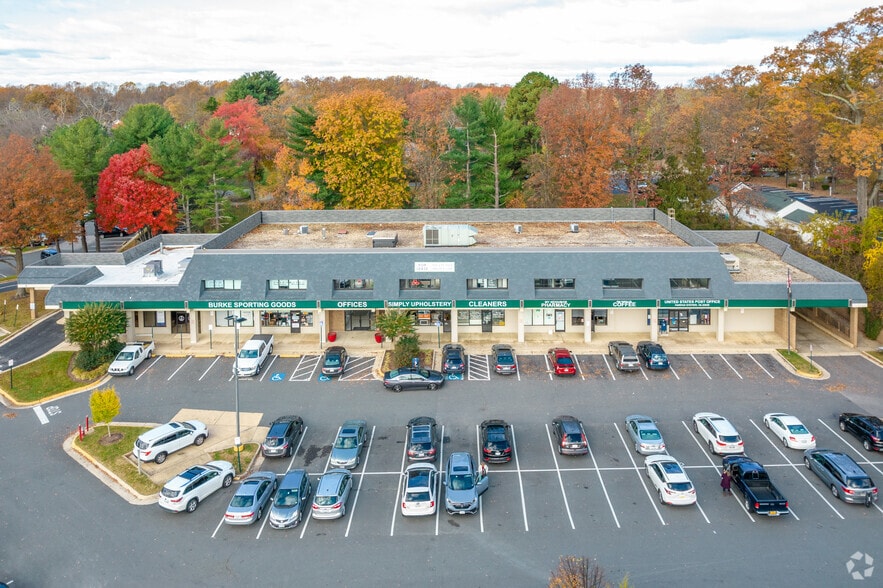 More Photos Of 5616-5624 Ox Rd, Fairfax Station Unknown For Lease