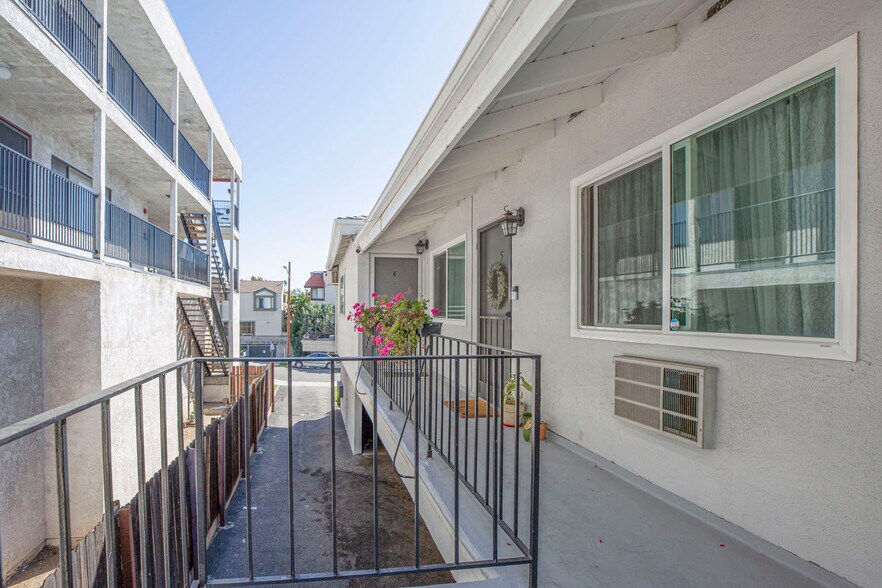 More Photos Of 1157 Justin Ave, Glendale Apartments For Sale