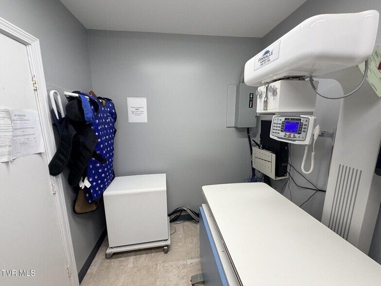 More Photos Of 404 Hurricane Rd NE, Wise Medical For Sale