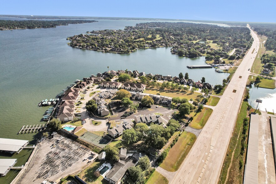 More Photos Of 17578 Highway 105, Montgomery Hotel For Sale