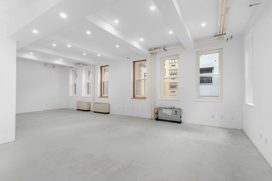 More Photos Of 35-37 E 62nd St, New York Office Residential For Sale