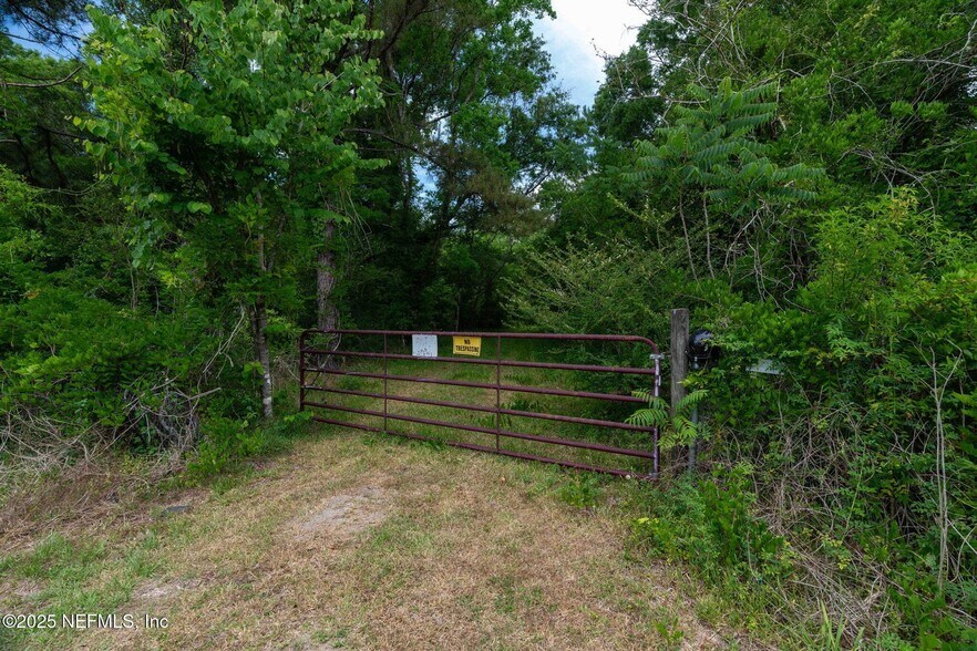 More Photos Of 8549 Acree Rd, Jacksonville Land For Sale
