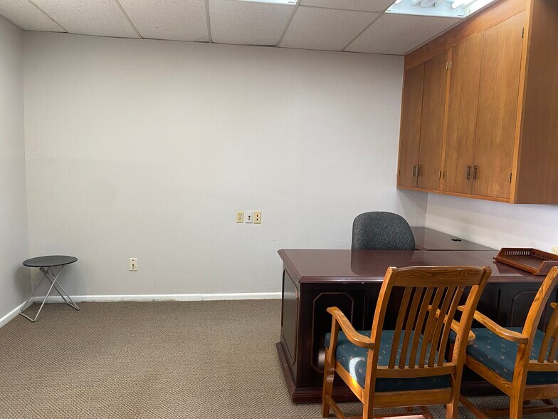 More Photos Of 8051 Seymour Hwy, Wichita Falls Warehouse For Lease