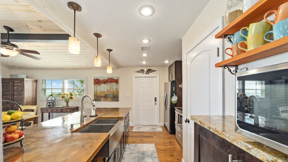 More Photos Of 6001 Bird Island Dr, Lady Lake Lodge Meeting Hall For Sale