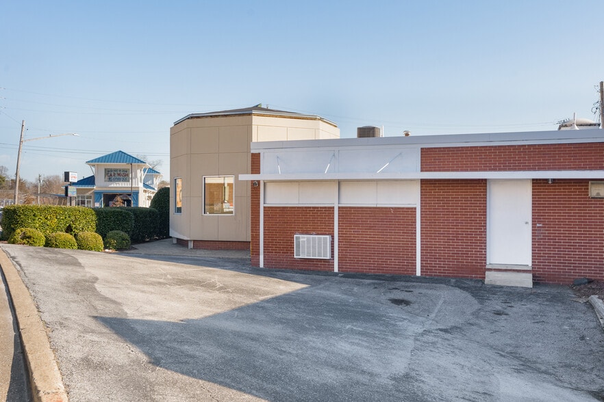 More Photos Of 3970 Norcross Rd, Chattanooga Storefront Retail Office For Lease