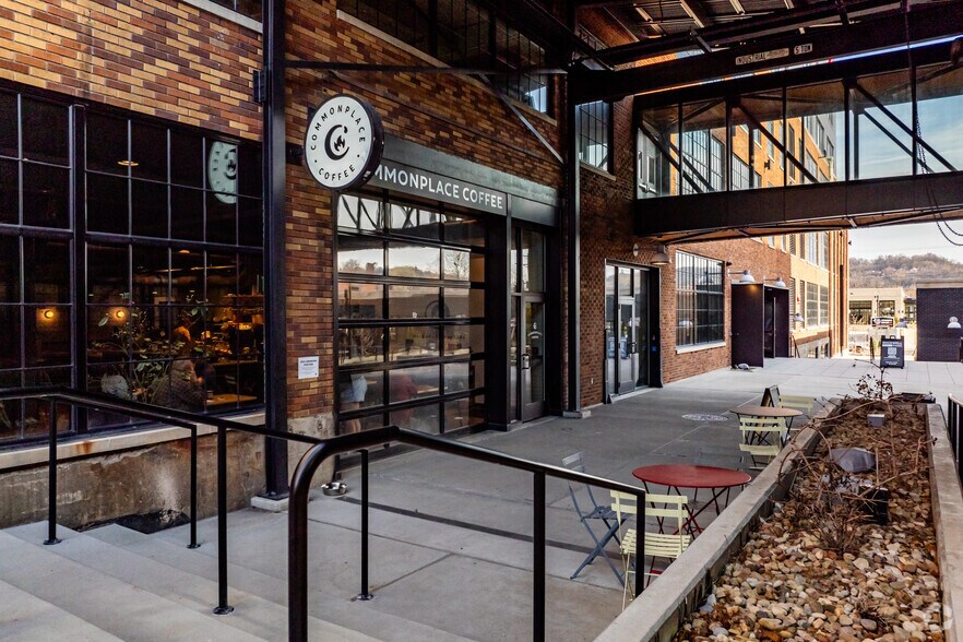 More Photos Of 7514 Thomas Blvd, Pittsburgh Office For Lease