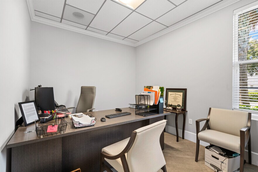 More Photos Of 2651 20th St, Vero Beach Medical For Sale