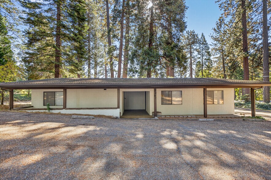 More Photos Of 5897 Pony Express Trl, Pollock Pines Office For Sale
