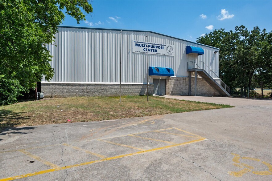 More Photos Of 4109 Mansfield Hwy, Forest Hill Schools For Sale