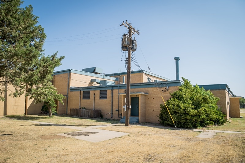 More Photos Of 9717 7th Dr, Lubbock Flex For Lease