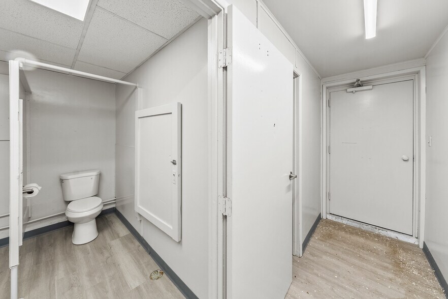 More Photos Of 619 S Fir St, Medford Refrigeration Cold Storage For Sale