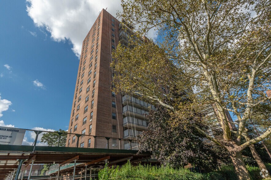 More Photos Of 1381 Linden Blvd, Brooklyn Apartments For Lease