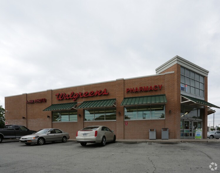 More Photos Of 2727 W Cheltenham Ave, Wyncote Drugstore For Lease
