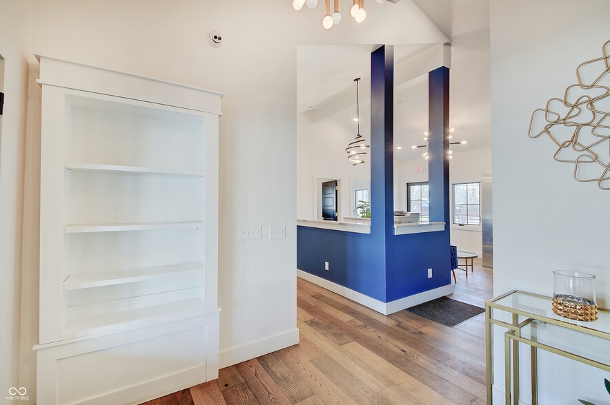 More Photos Of 1506 W Smith Valley Rd, Greenwood Office For Lease