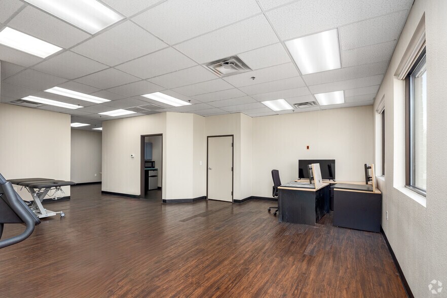 More Photos Of 16300 Addison Rd, Addison Office For Lease