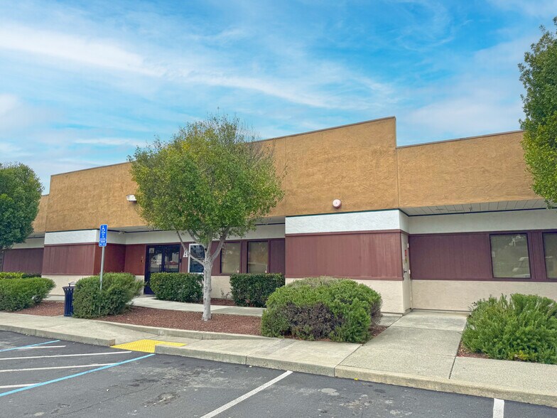 More Photos Of 125 Corporate Pl, Vallejo Office For Lease