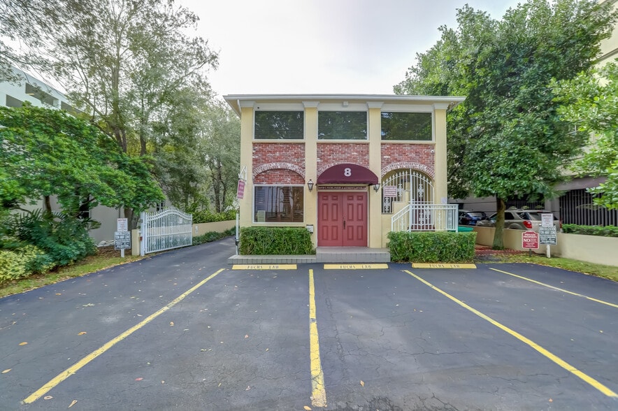 More Photos Of 8 SE 8th St, Fort Lauderdale Office For Sale