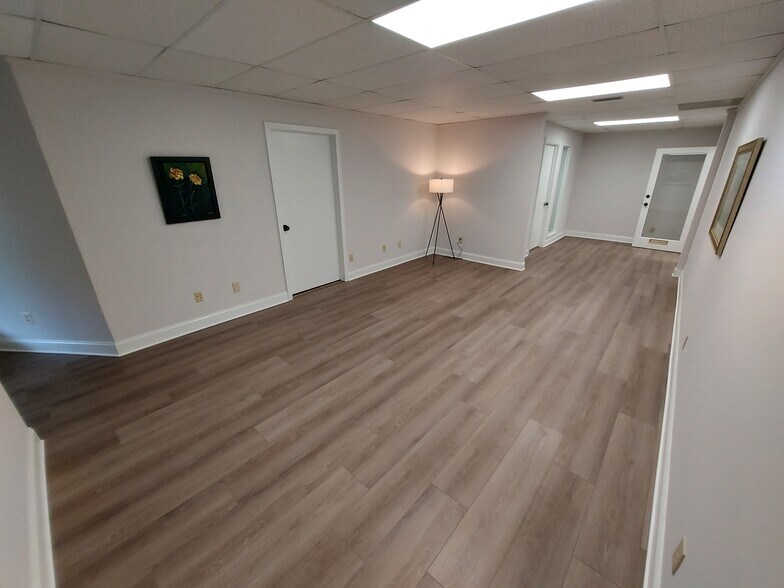 More Photos Of 1717 Legion Rd, Chapel Hill Coworking Space