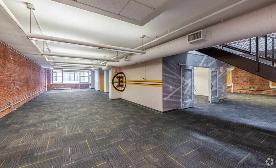 More Photos Of 141-147 Portland St, Boston Office For Lease