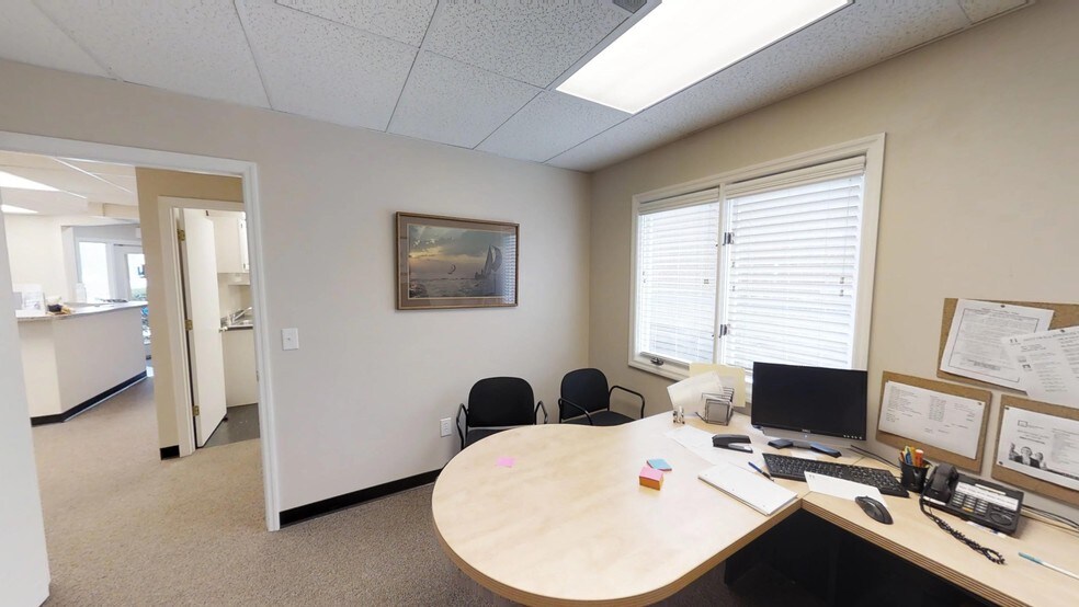 More Photos Of 1010 Ohio Pike, Cincinnati Medical For Sale