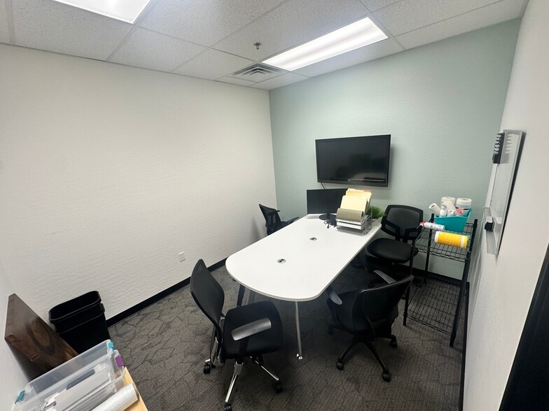 More Photos Of 21035 N Cave Creek Rd, Phoenix Storefront Retail Office For Sale