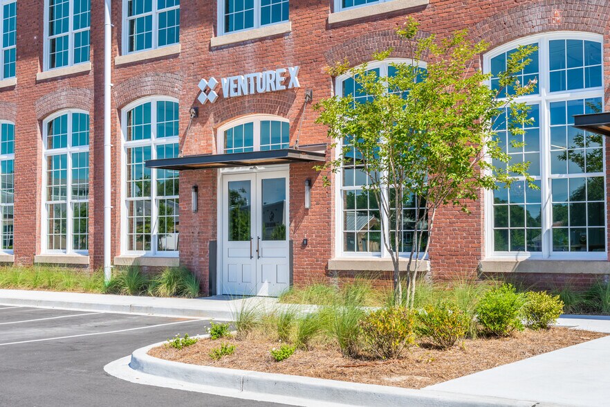 More Photos Of 4900 O'Hear Ave, North Charleston Coworking Space