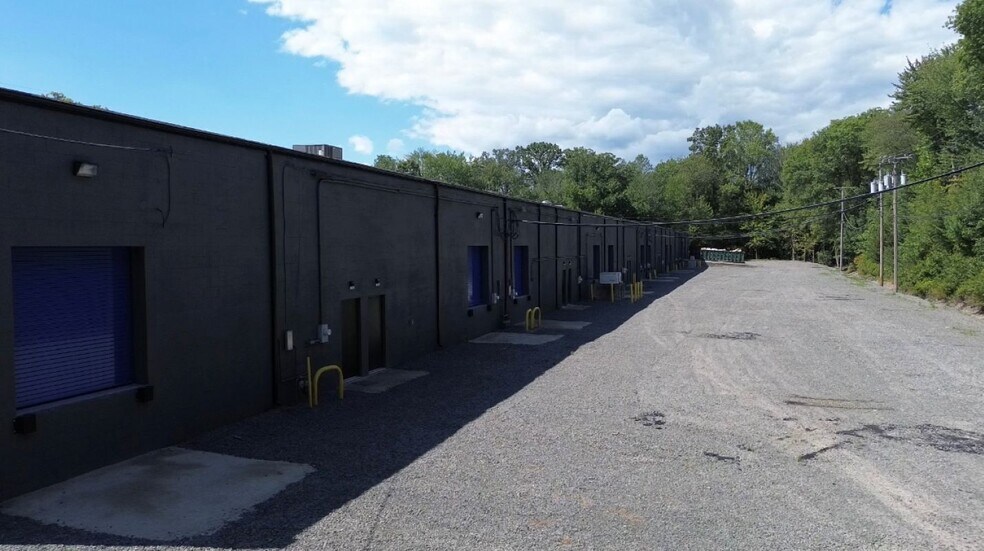 More Photos Of 273 Franklin Rd, Randolph Warehouse For Lease