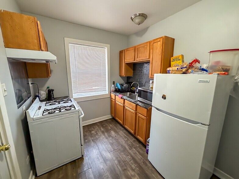 More Photos Of 1126-1134 N Lawler Ave, Chicago Apartments For Sale