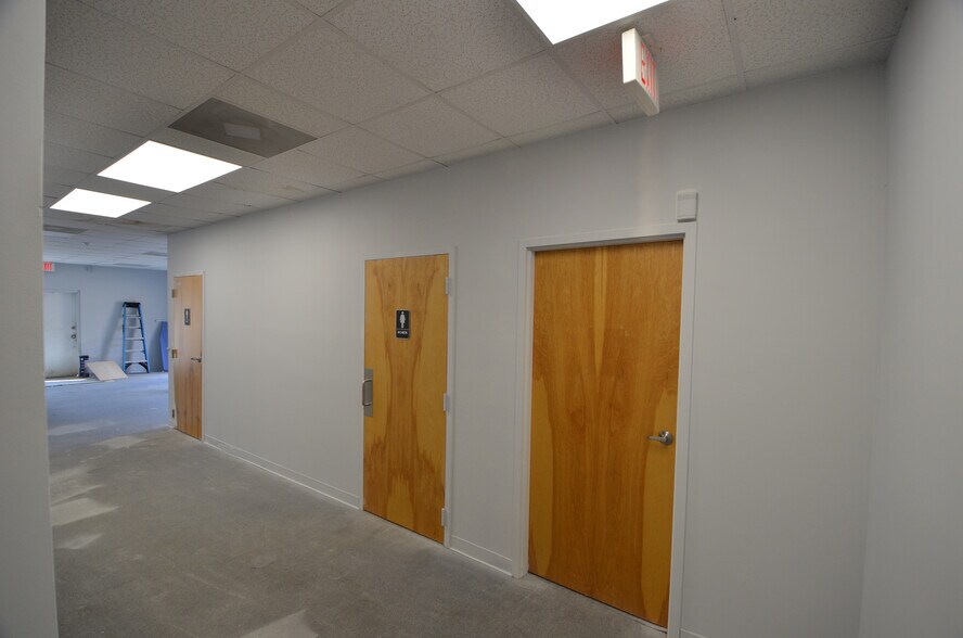 More Photos Of 2245-2290 Premier Park, Winston-Salem Office For Lease