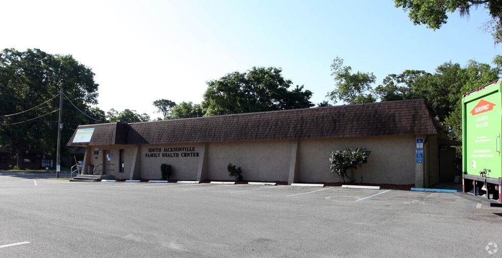 More Photos Of 1736 University Blvd S, Jacksonville Medical For Lease