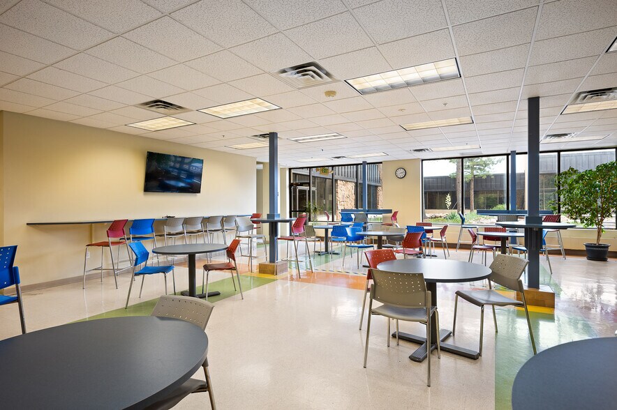 More Photos Of 12300 Grant St, Thornton Manufacturing For Sale