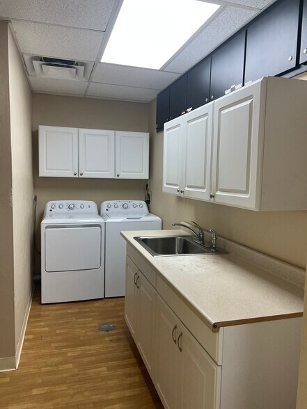 More Photos Of 100 Madrid Blvd, Punta Gorda Office For Sale