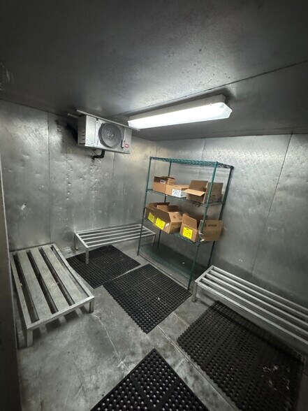 More Photos Of 2508 Dr Martin Luther King Jr Blvd, New Bern Fast Food For Lease