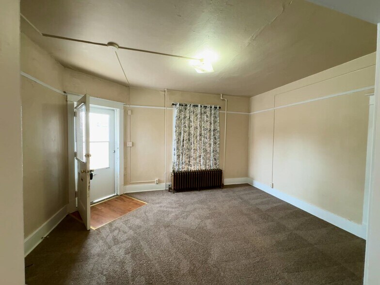 More Photos Of 204 W 15th St, Pueblo Apartments For Sale