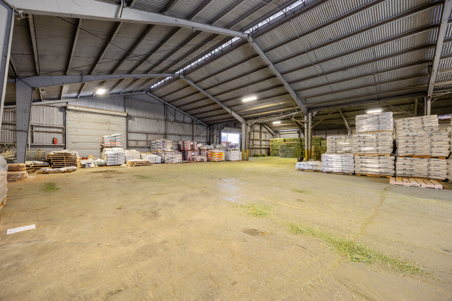 More Photos Of 780 N Todd Ave, Azusa Distribution For Sale