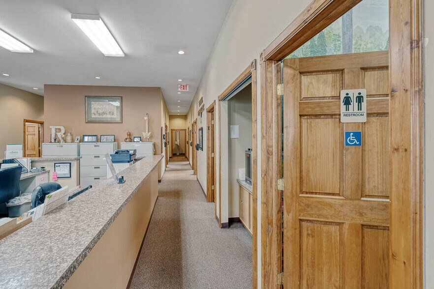 More Photos Of 15195 Allen Rd, Southgate Rehabilitation Center For Sale
