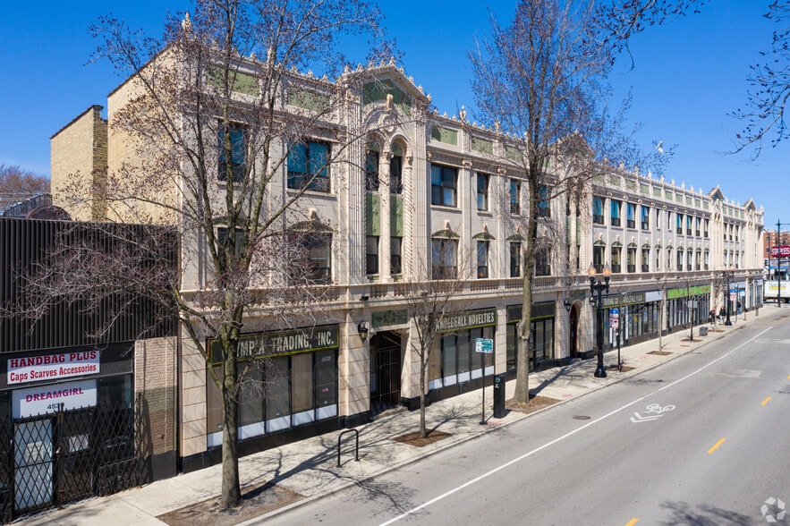 More Photos Of 4538-4558 N Clark St, Chicago Apartments For Lease