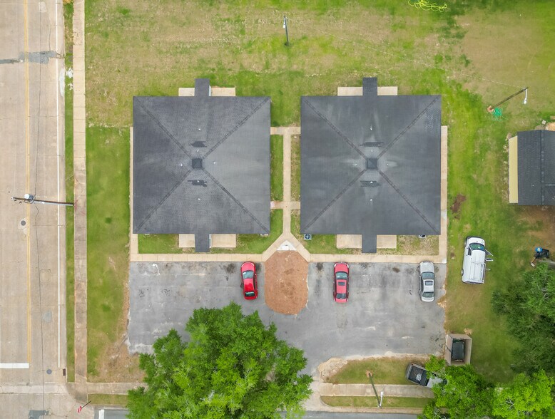 More Photos Of 402 E Evans St, Bainbridge Apartments For Sale