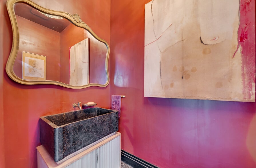 More Photos Of 3141 NW 40th St, Miami Warehouse For Sale