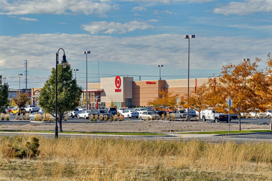 More Photos Of Highbury Centre, West Valley City Land For Lease