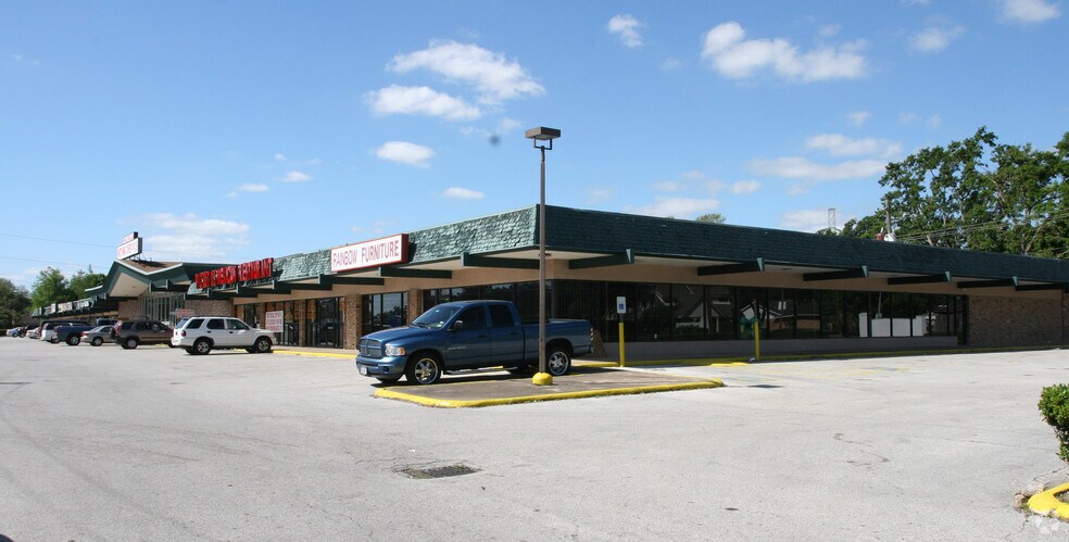 Primary Photo Of 2543-2567 Gessner Dr, Houston Unknown For Lease