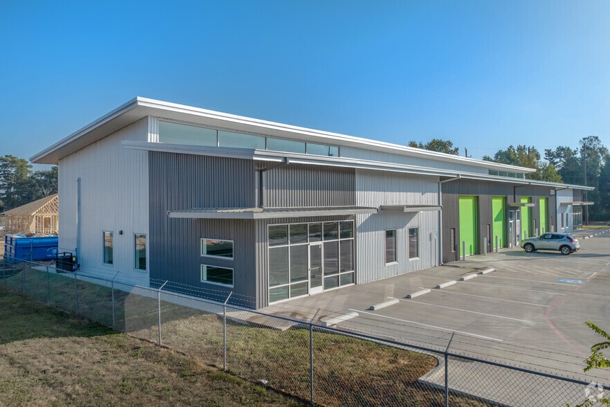 More Photos Of 25115-25155 FM 2978 Rd, Tomball Unknown For Lease