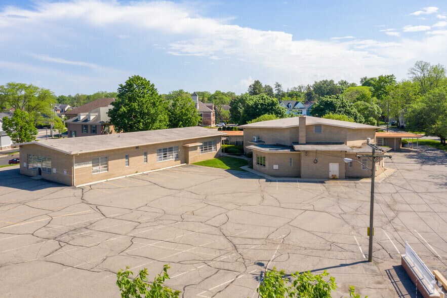 More Photos Of 1100 W Ann Arbor Trl, Plymouth Religious Facility For Sale