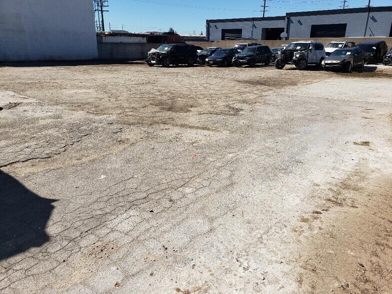 More Photos Of 8761 Amigo Ave, Northridge Land For Lease