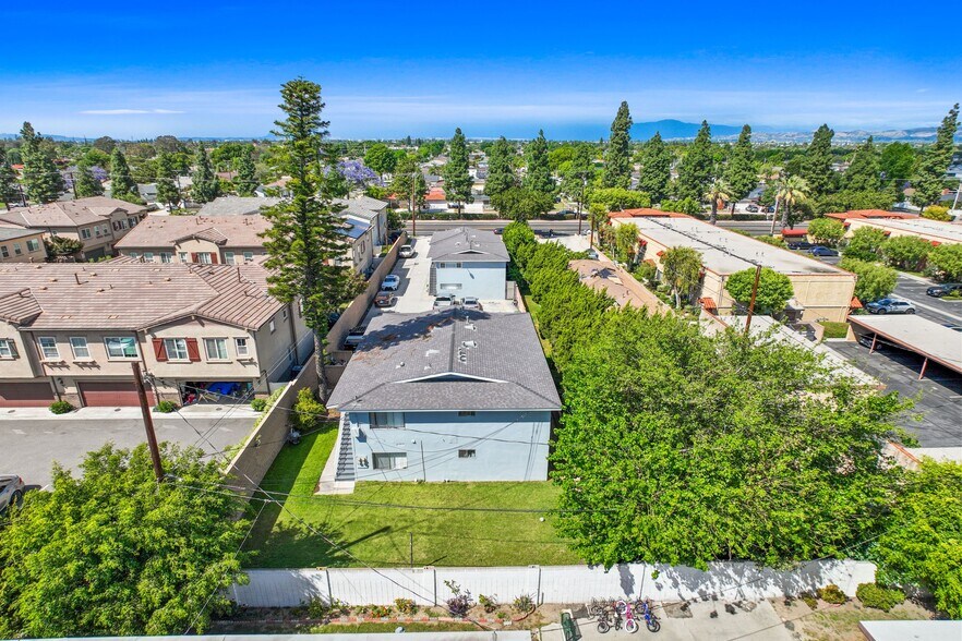 More Photos Of 11062 Excelsior Dr, Norwalk Apartments For Sale
