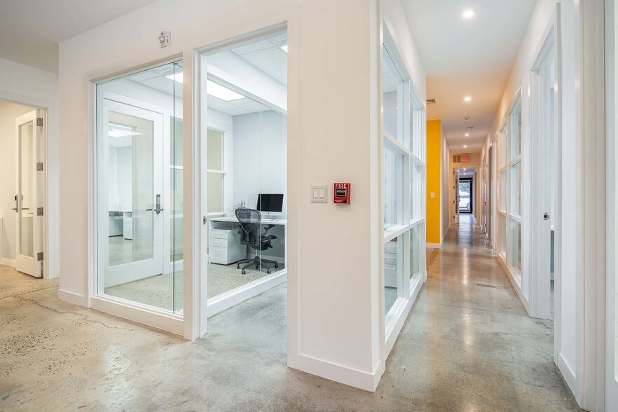 More Photos Of 155 2nd St, Jersey City Coworking Space